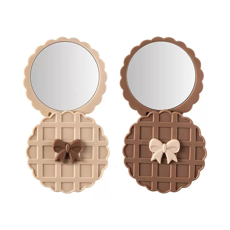 Cozy Waffle Pocket Mirror – Aesthetic Travel Compact Mirror