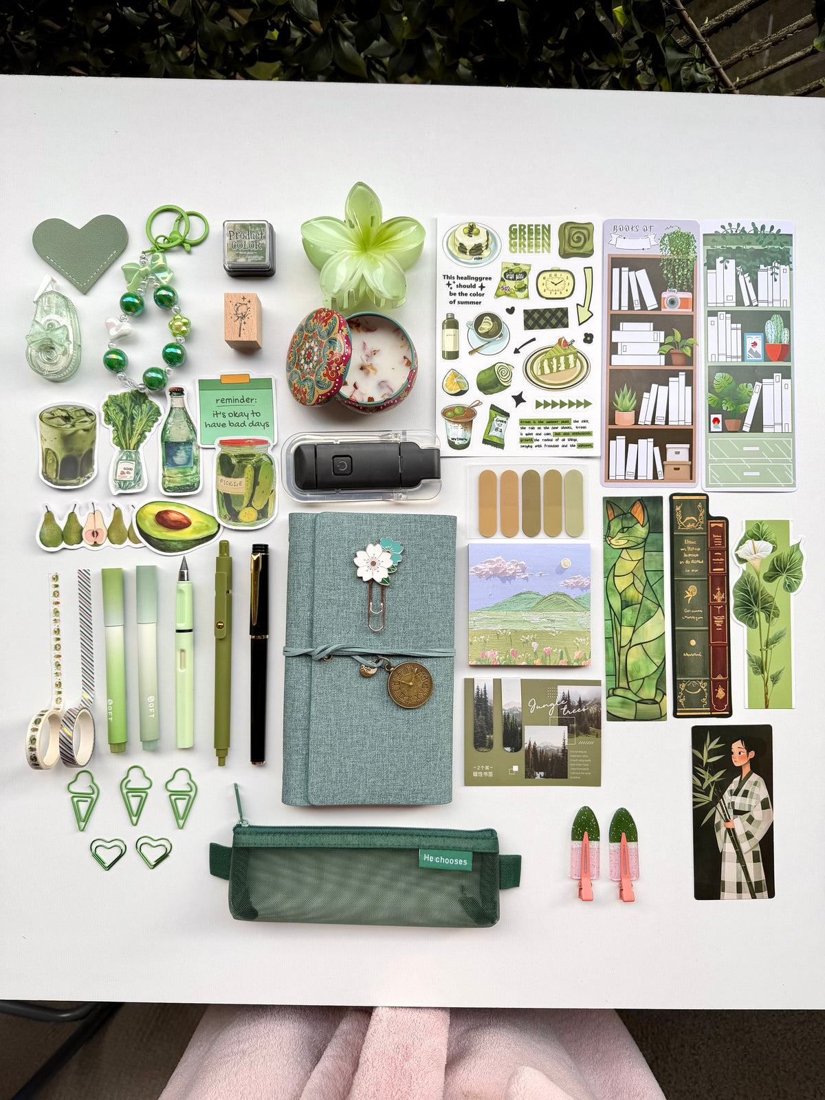 🌿Green Bookish Bundle | Cozy Reading & Journaling Gift by Solara & Bundles