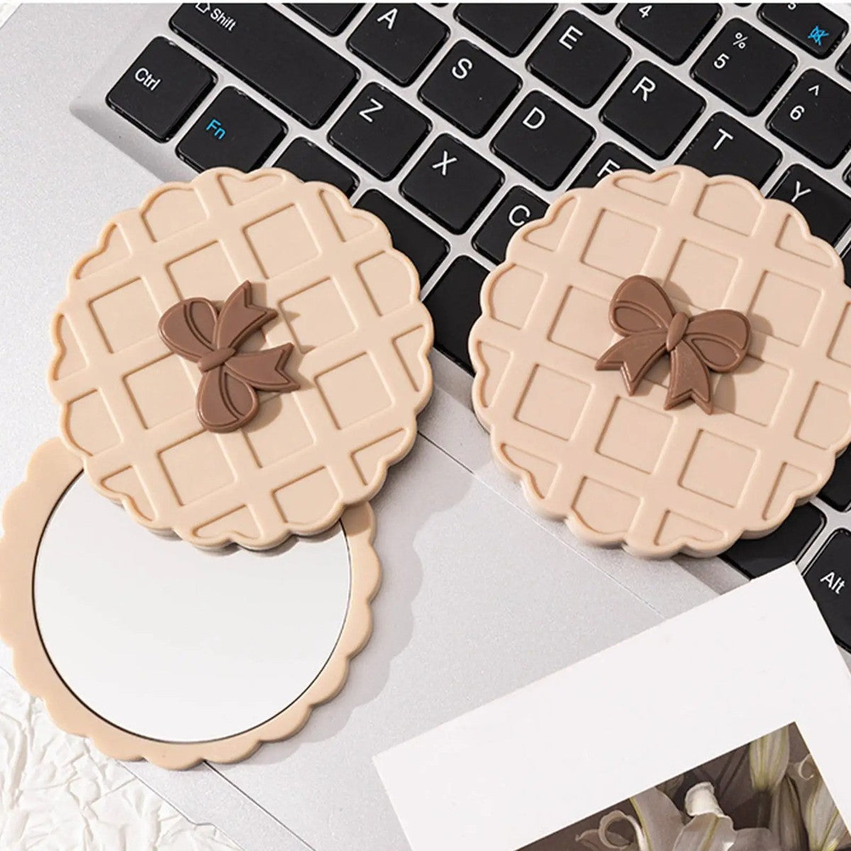 Cozy Waffle Pocket Mirror – Aesthetic Travel Compact Mirror